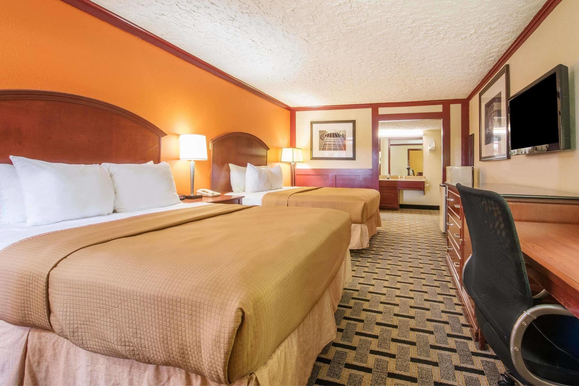 Howard Johnson By Wyndham سان ماركوس المظهر الخارجي الصورة
